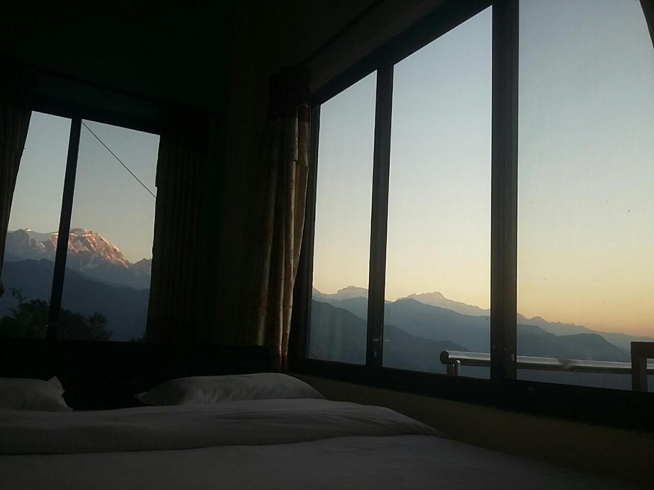 Himalayan Crown Lodge Pokhara Exterior foto